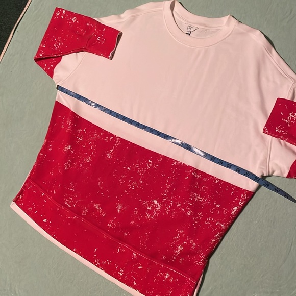 Crown & Ivy comfy oversized top hi-lo side vents size L unique design EUC - Picture 7 of 15